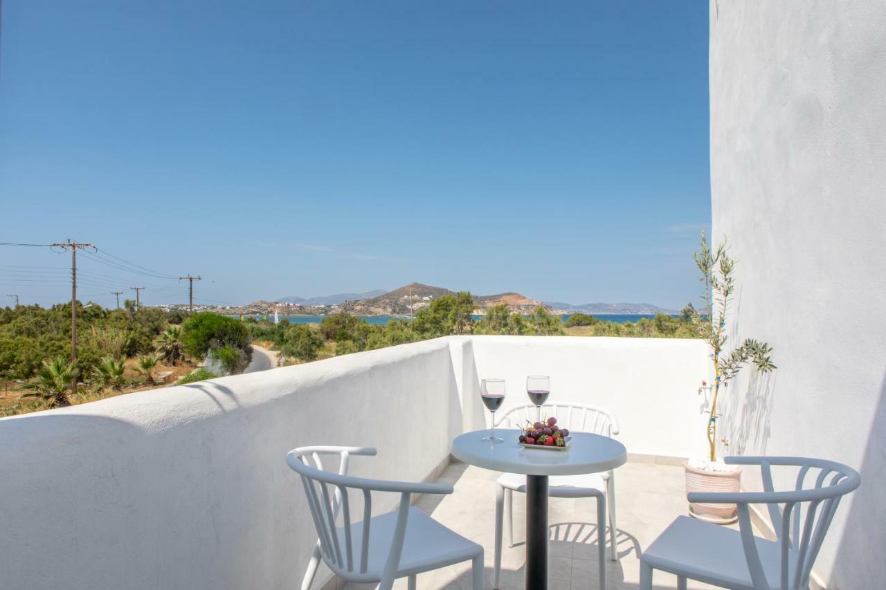 Crystal Mare Suites Naxos City 外观 照片