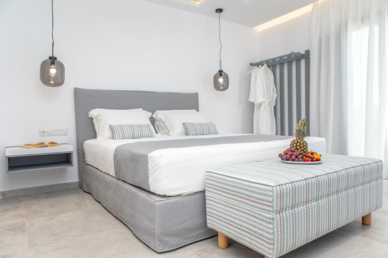 Crystal Mare Suites Naxos City 外观 照片
